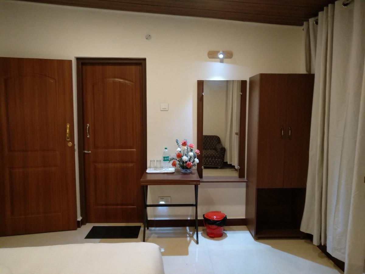 Olives Pleasant Stays Ooty Exteriör bild