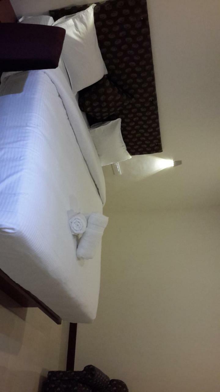 Olives Pleasant Stays Ooty Exteriör bild